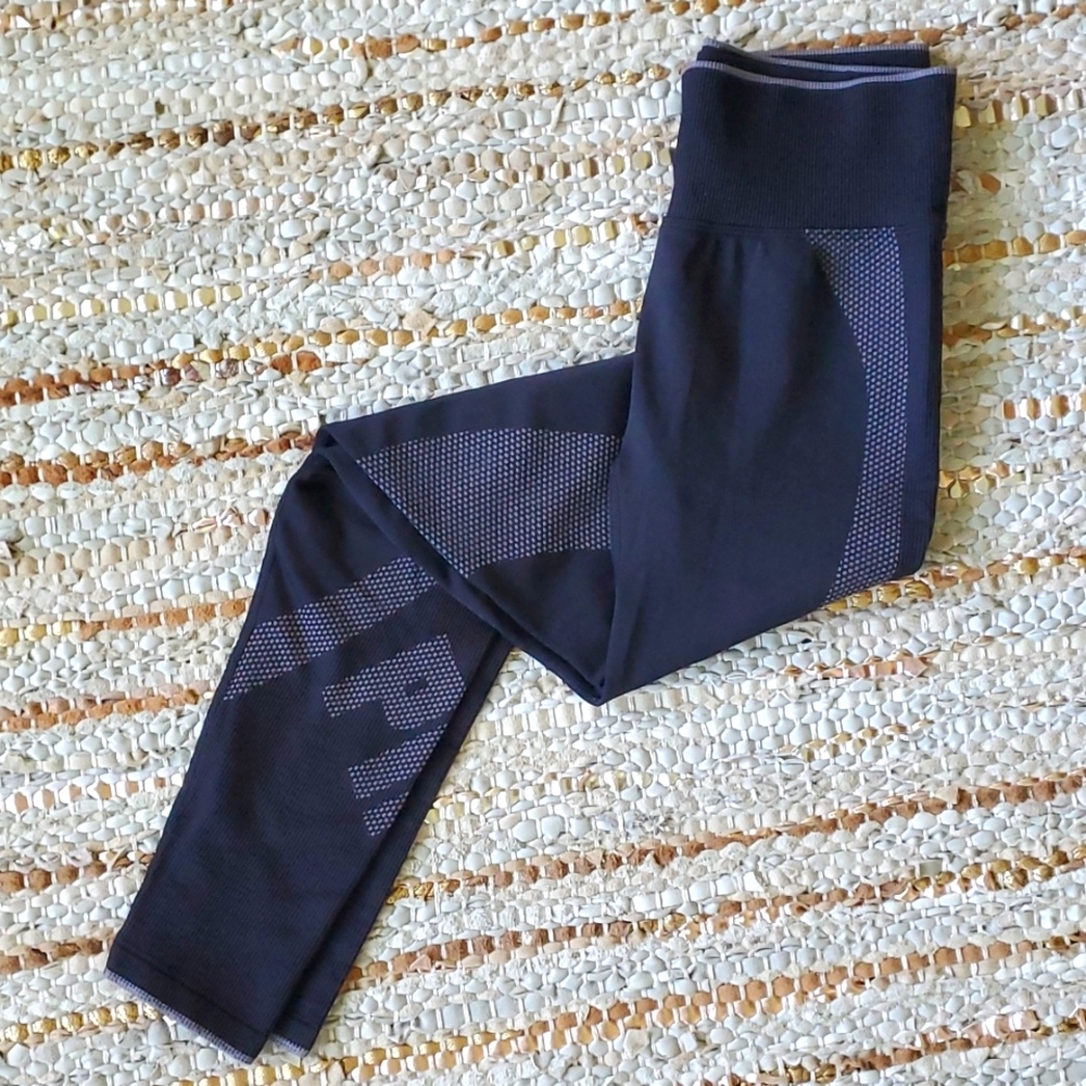 PINK active leggings